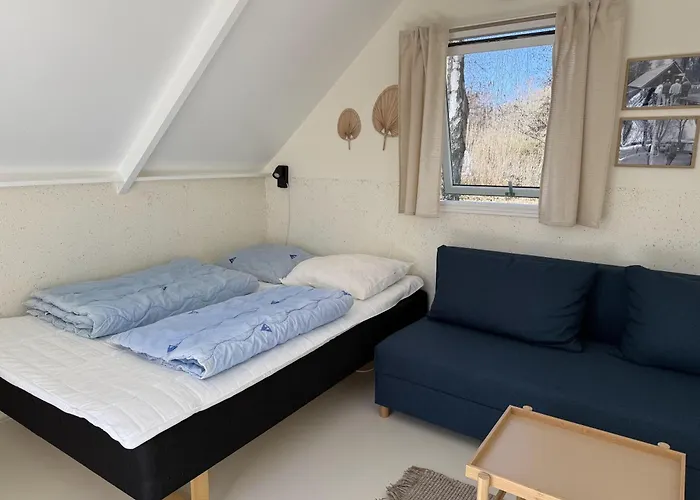 Albergue & *